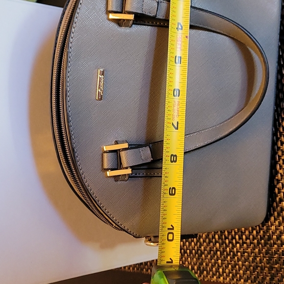 Purse - Picture 4 of 4